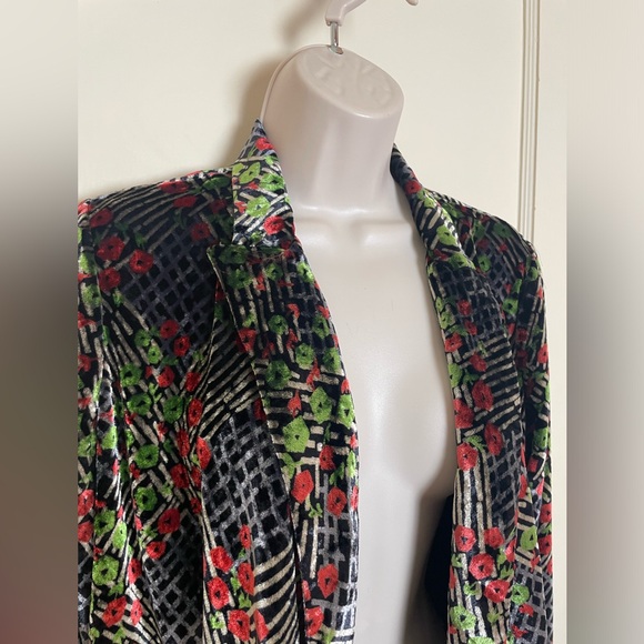 Ett:twa by Anthropologie Velvet Floral Wrap Jacket -Wear 3 ways! - Picture 4 of 16
